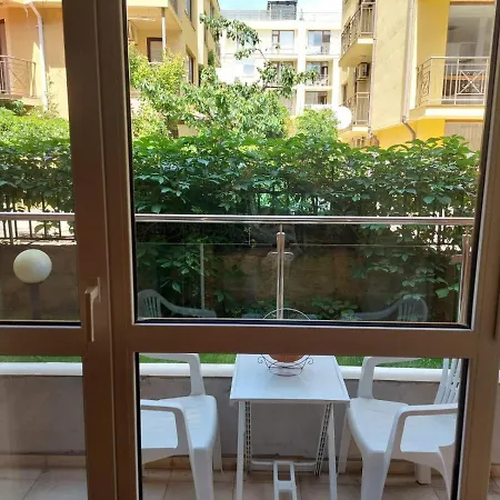 Apartment святой влас, комплекс Sea Breeze *