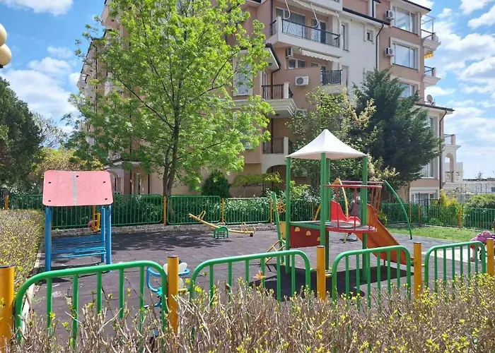 святой влас, комплекс Sea Breeze Apartamento *